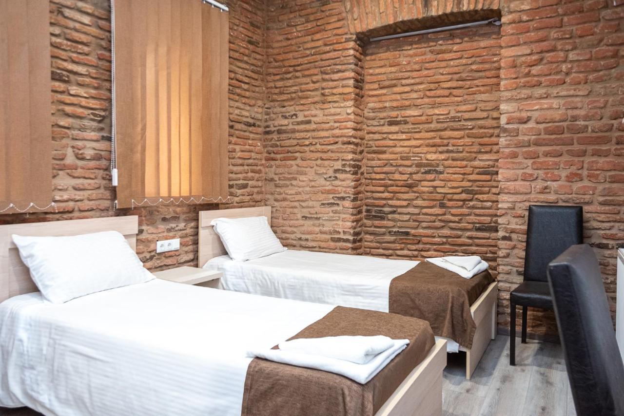 Tiflis Hotel Eksteriør billede