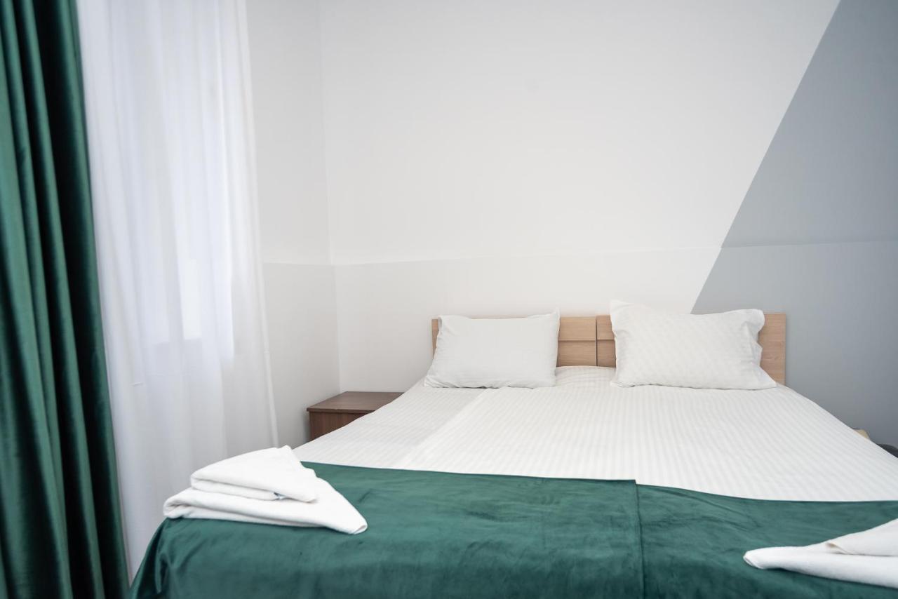 Tiflis Hotel Eksteriør billede