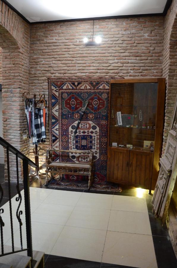 Tiflis Hotel Eksteriør billede