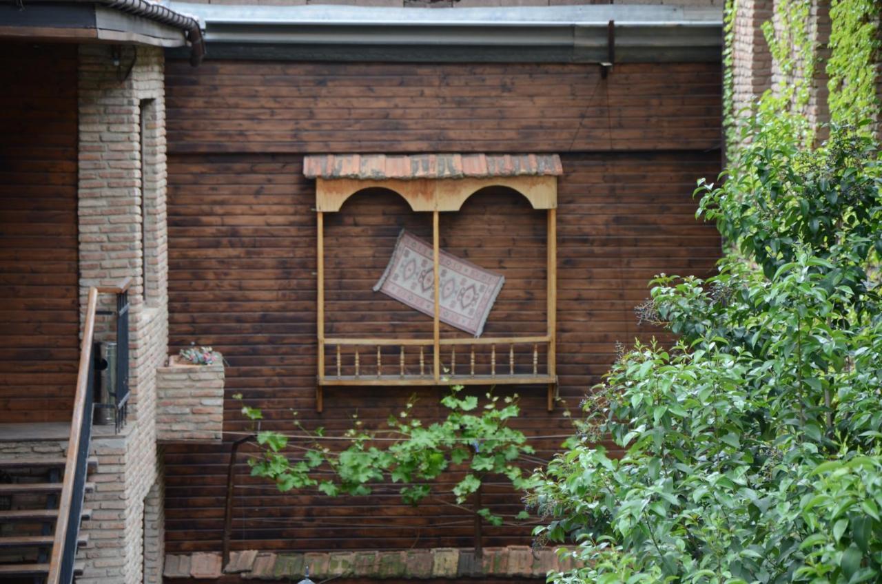 Tiflis Hotel Eksteriør billede